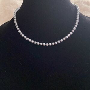 Black pearl necklace